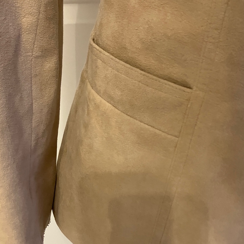 Vintage ‘70’s rare ultra suede blazer by Count Romi, Ltd - Picture 6 of 9